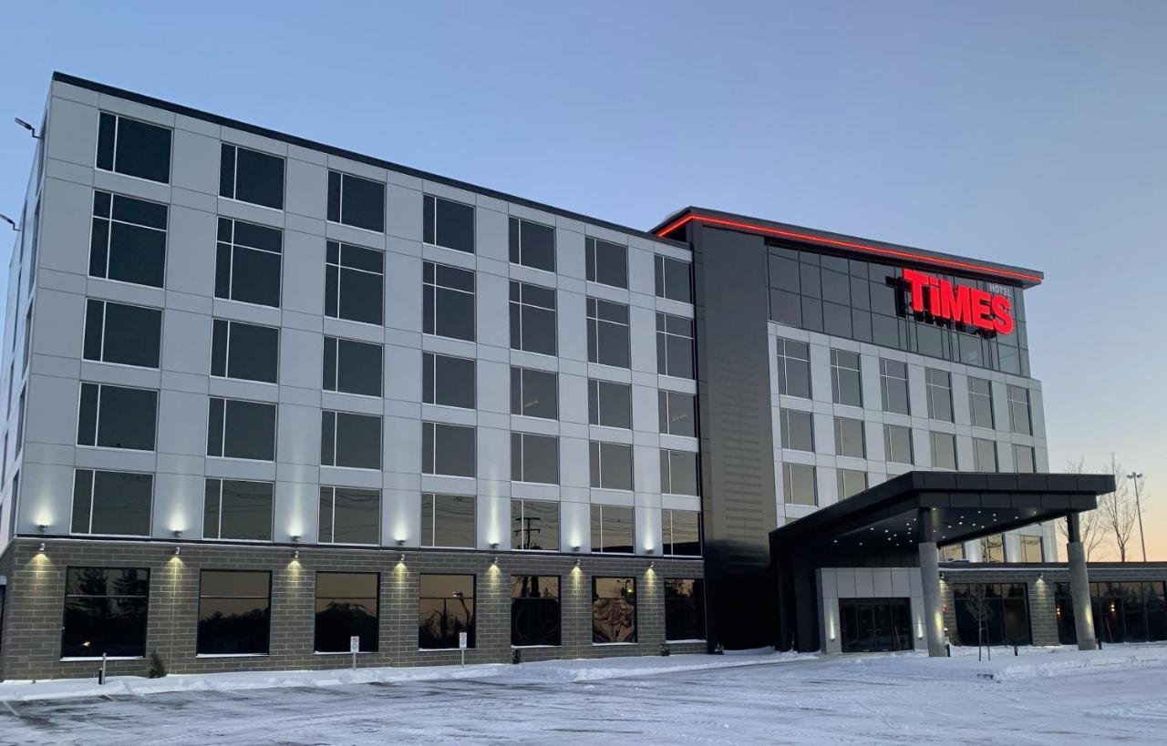 Grand Hotel Times Blainville-Mirabel المظهر الخارجي الصورة