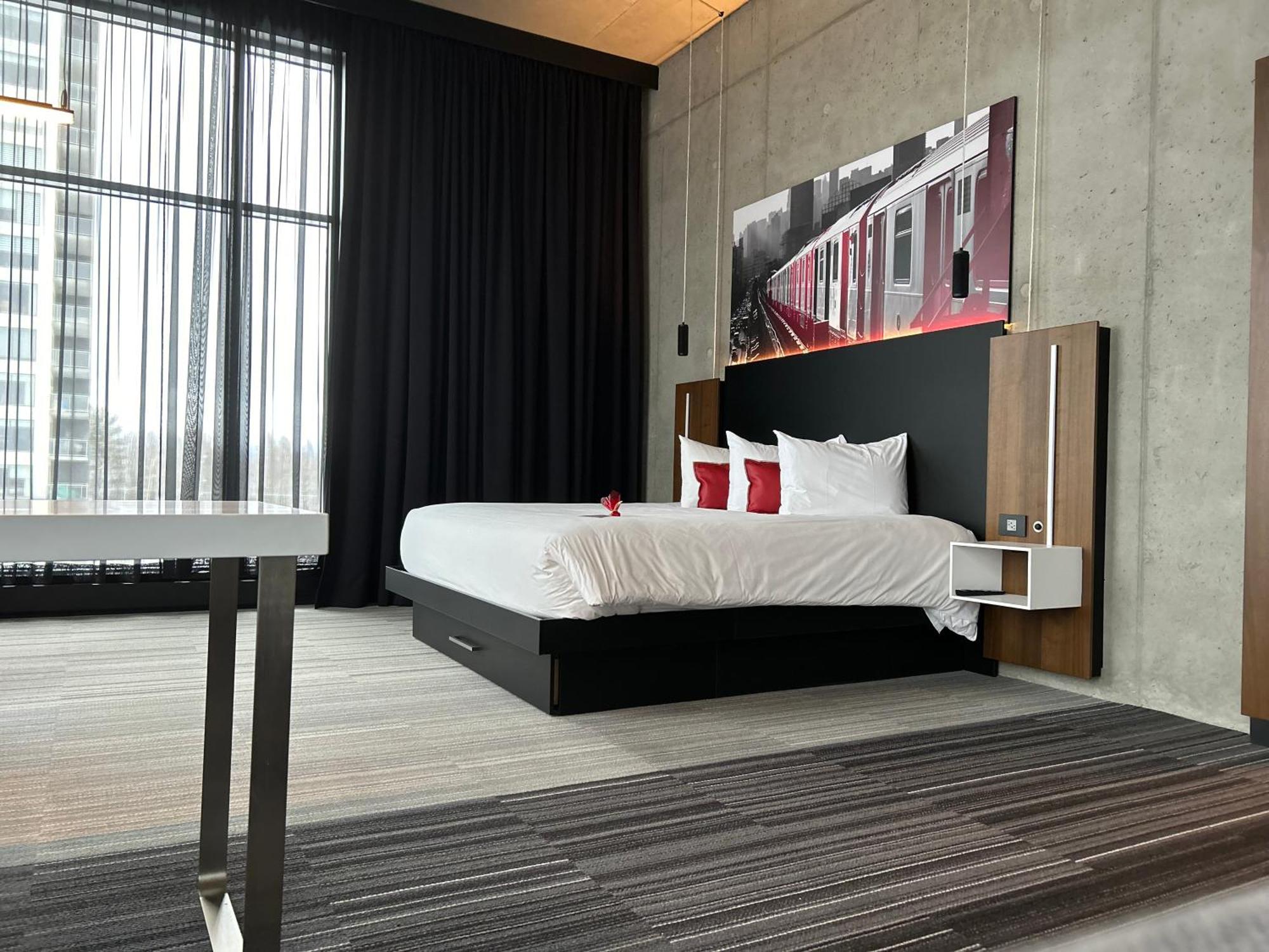 Grand Hotel Times Blainville-Mirabel المظهر الخارجي الصورة