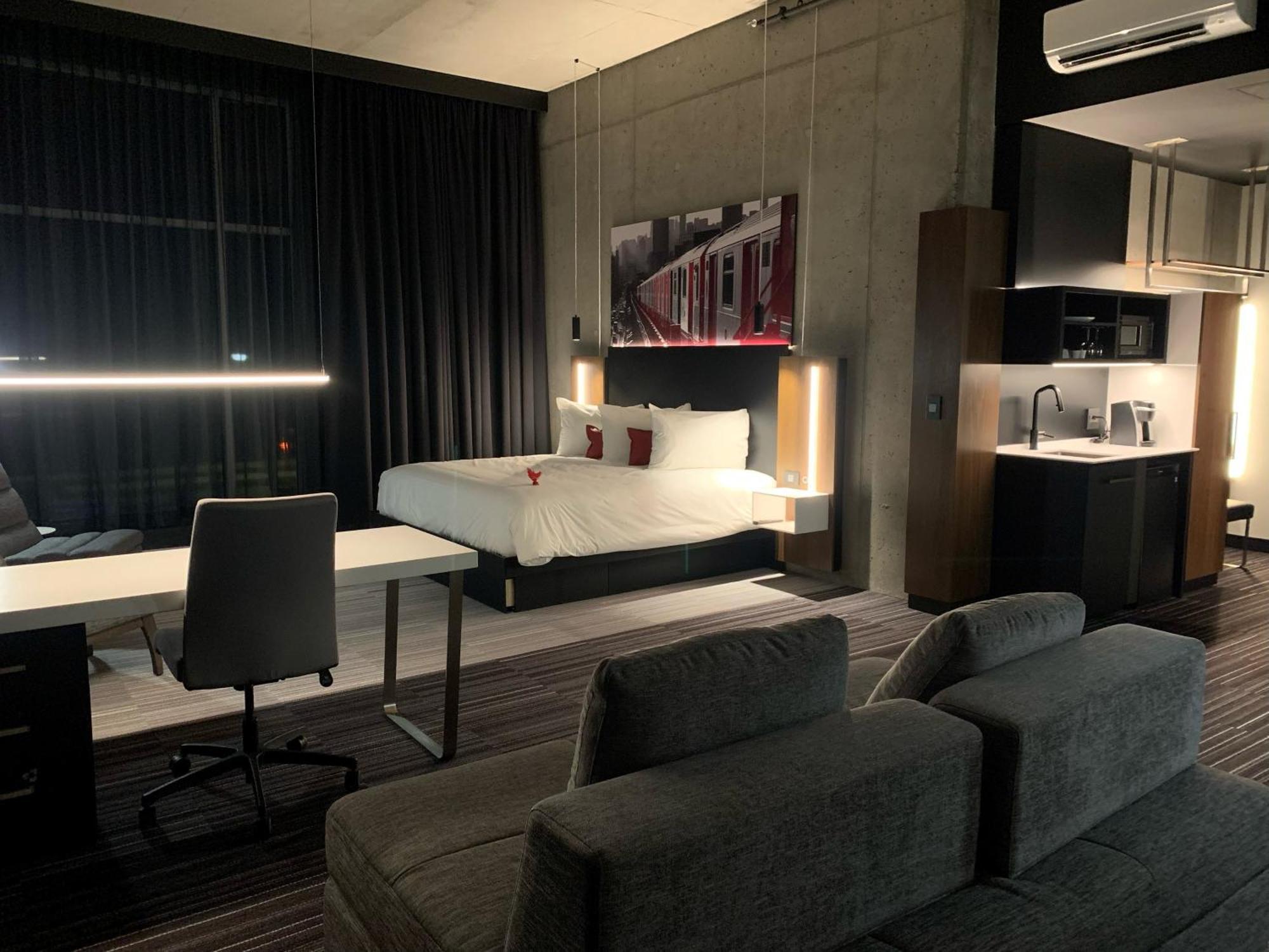 Grand Hotel Times Blainville-Mirabel المظهر الخارجي الصورة